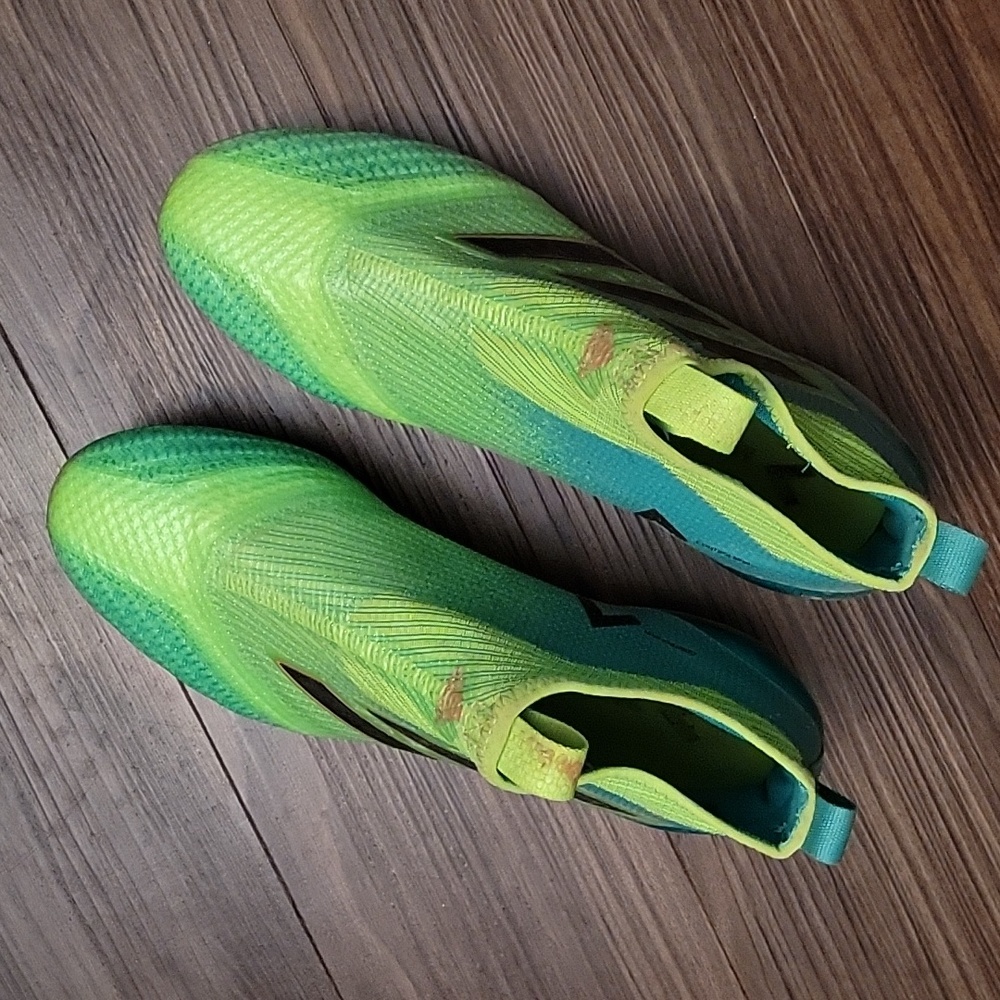 Adidas Ace 17+ Purecontrol laceless soccer cleats